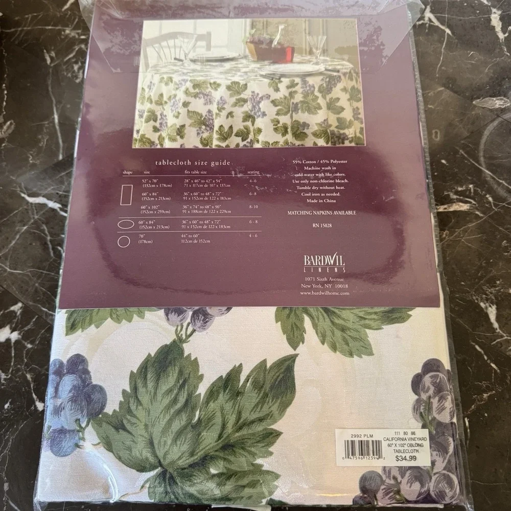 The Grape Gatsby Table Linen Oblong 60x102